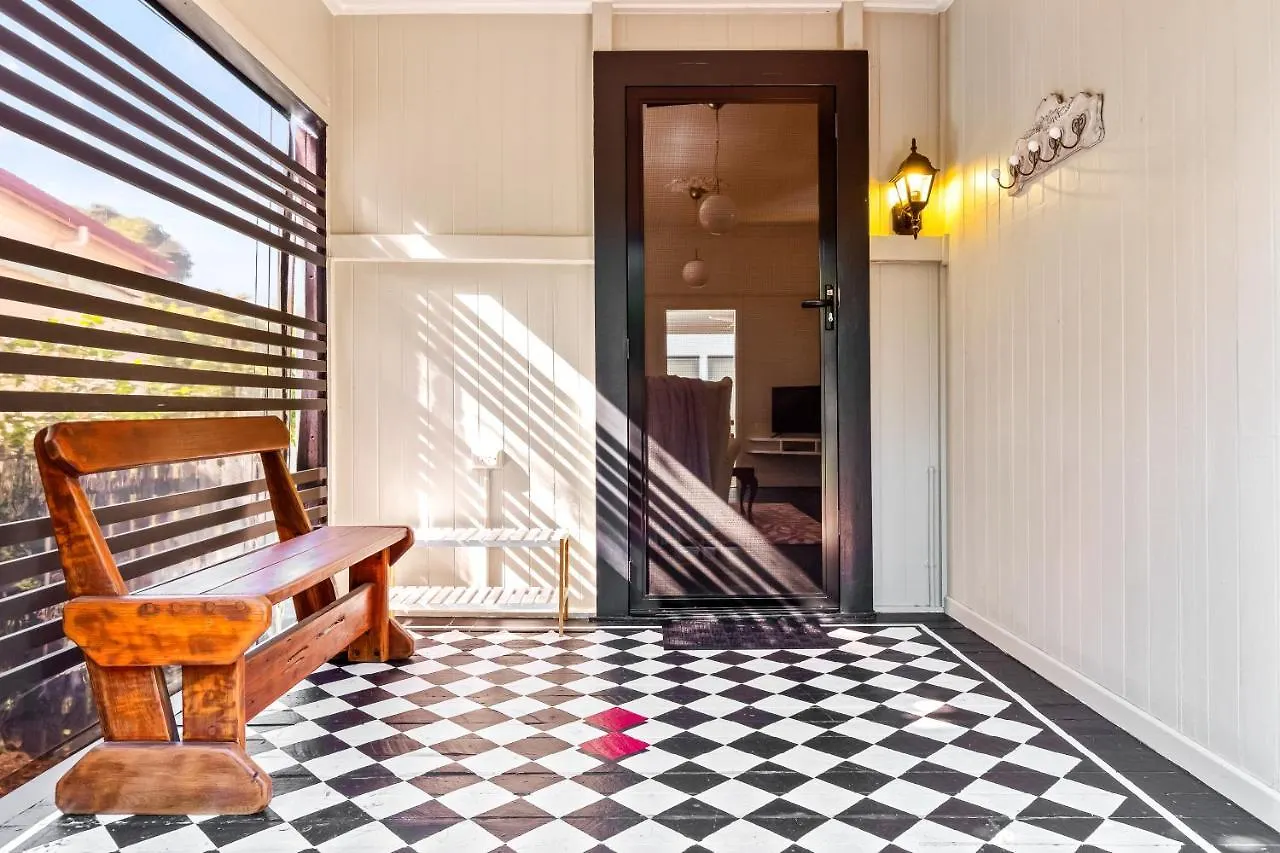 Unwind At Secret Garden Maleny 3 Bedroom Family Home Holiday home